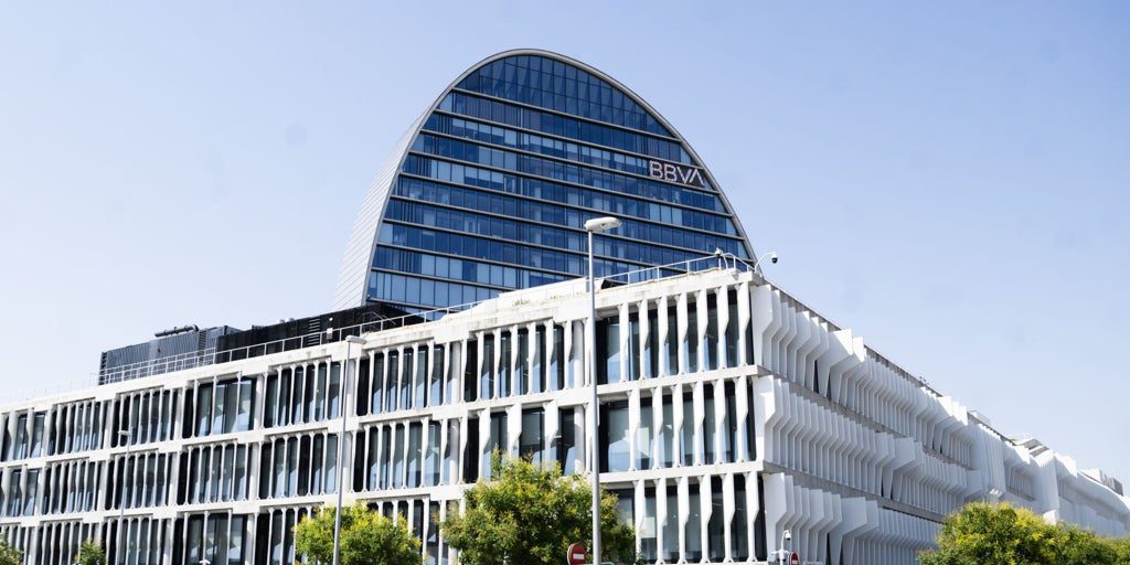 La baza del Supremo o un cambio de gobierno, las opciones de BBVA para poder fusionarse con el Sabadell