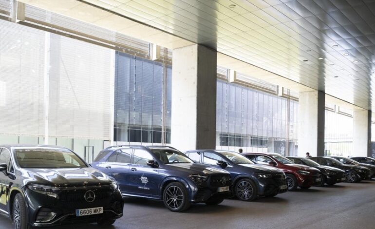 vender casi un millón de coches eléctricos al año