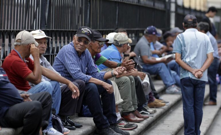 Un juez de California extiende la protección temporal a migrantes de Honduras, Nicaragua y Nepal