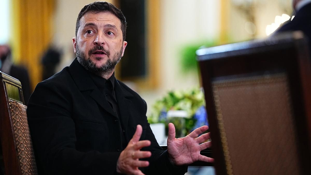 Zelenski anuncia nuevos «ataques profundos» para contrarrestar la ofensiva rusa