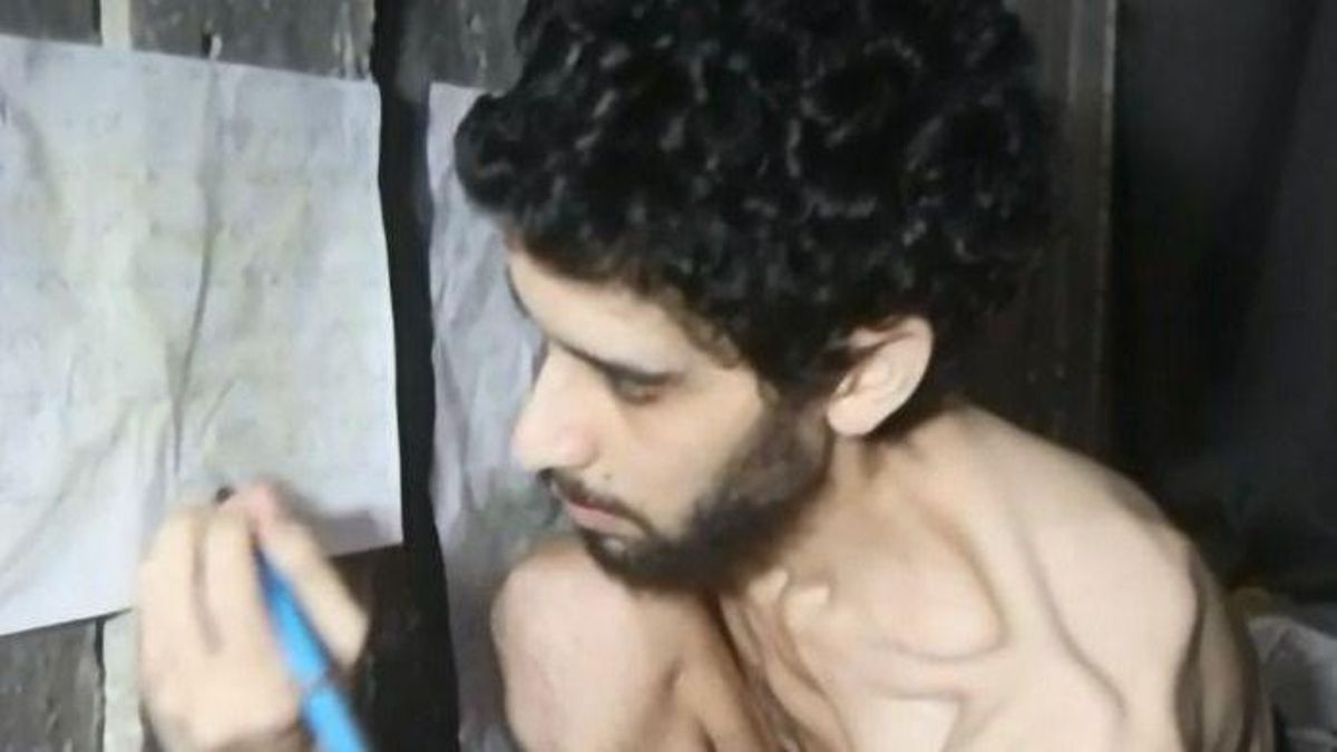Hamás hace cavar su propia tumba al rehén Evyatar David en un segundo vídeo