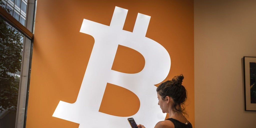 La banca entra al negocio ‘cripto’ con la capitalización del mercado en récord