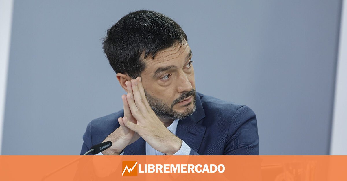 Bustinduy dice que «colapsaría el país entero» si las mujeres cuidadoras dejasen de trabajar