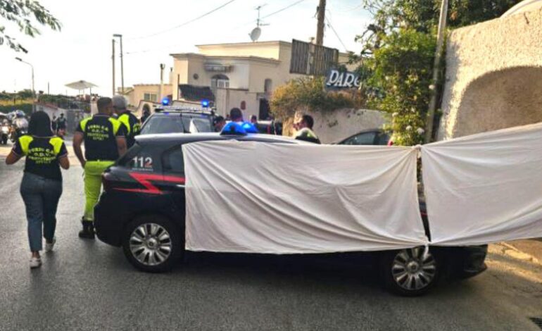 un hombre mata a la pareja y a la madre de su exmujer, la hiere y luego se suicida
