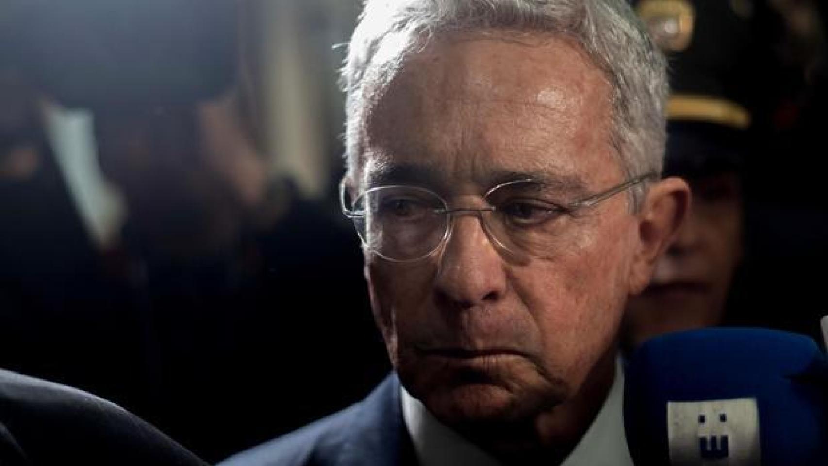 La sentencia al expresidente Álvaro Uribe divide a Colombia y ahonda la polarización en el país sobre su figura