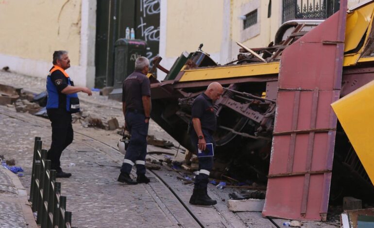 El cable subterráneo entre los vagones del funicular accidentado en Lisboa cedió, según técnicos