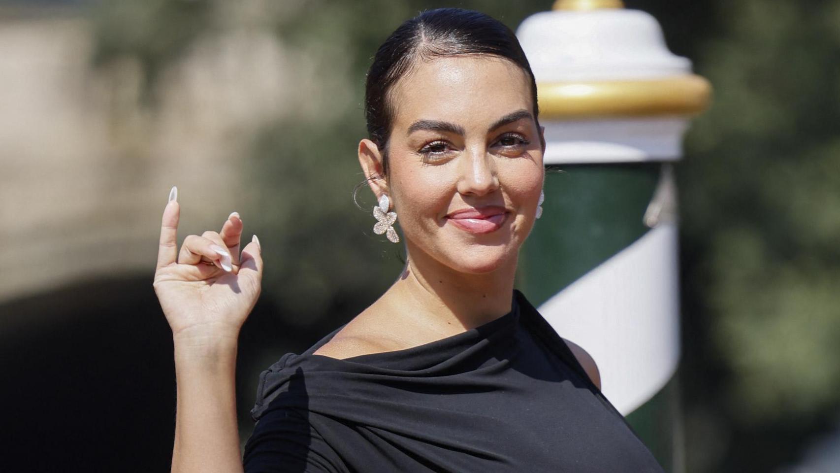Así son las zapatillas de lujo que tiene Georgina Rodríguez, perfectas para tus mejores ‘looks’ de otoño e invierno