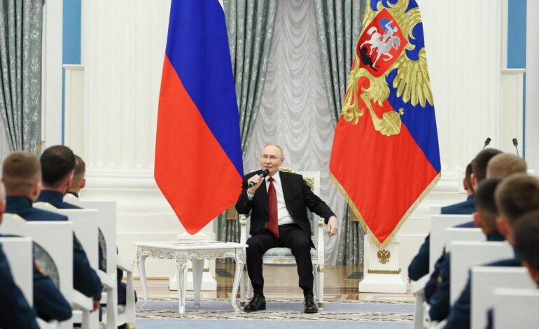 El Kremlin alerta sobre una «pausa» en las negociaciones con Ucrania en el momento de mayor tensión con Occidente