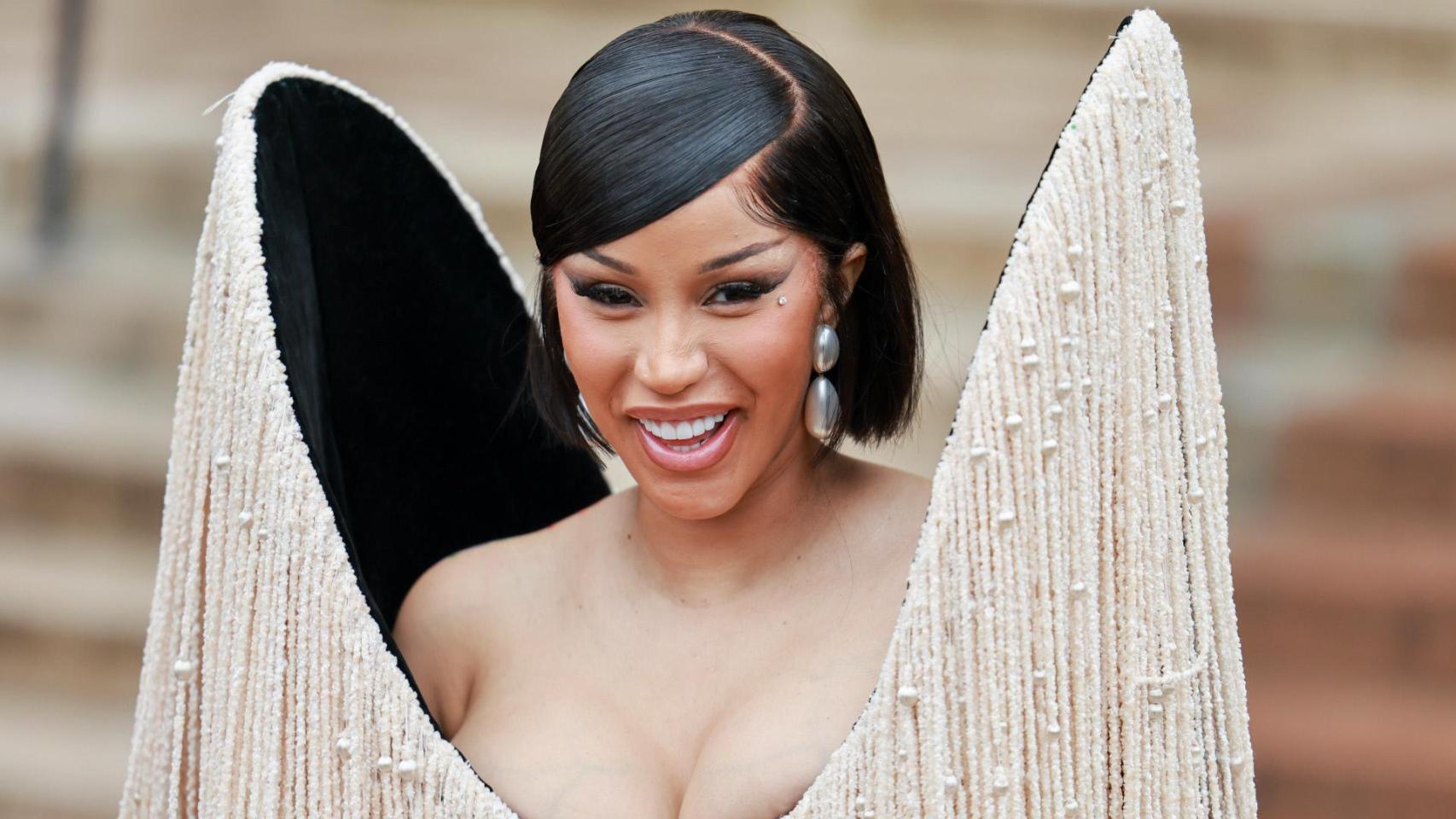 Cardi B, embarazada de su cuarto hijo, el primero junto al jugador de fútbol americano Stefon Diggs