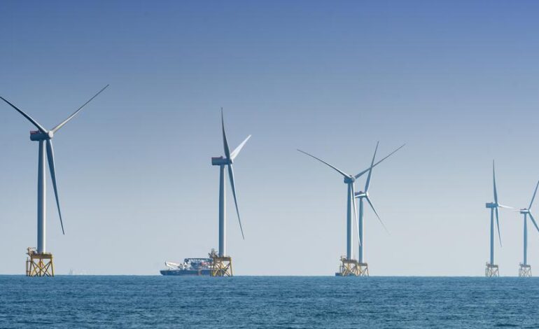 Trump pone en su punto de mira dos proyectos de parques eólicos marinos de Iberdrola en Massachussets