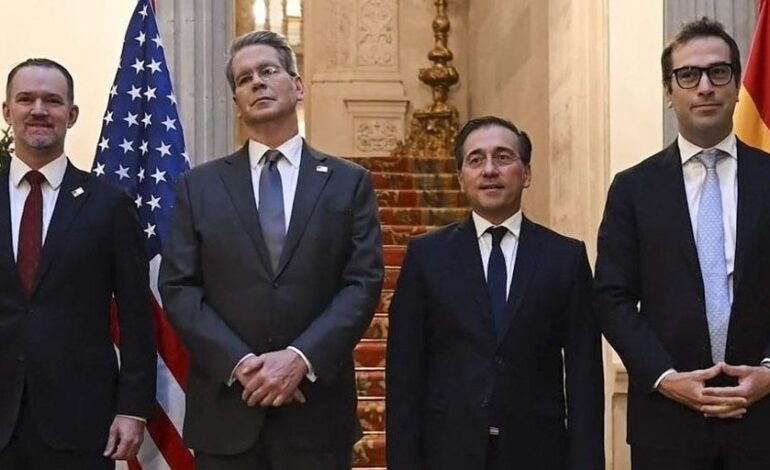 Cuerpo y Albares se reúnen con el secretario del Tesoro de EE.UU., de visita en Madrid para negociar con China