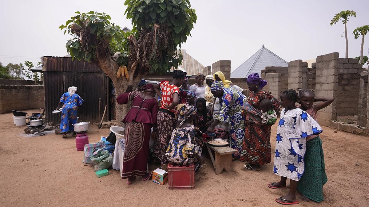Linchan y prenden fuego a una mujer en Nigeria tras acusarla de blasfemar contra el islam