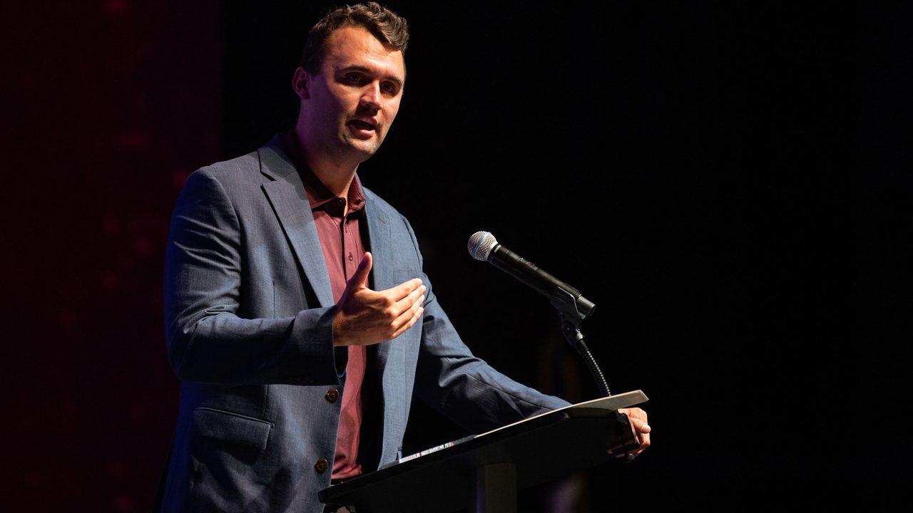 El estudiante de Utah que habló por última vez con Charlie Kirk critica a quienes celebran su muerte: «Psicópatas»