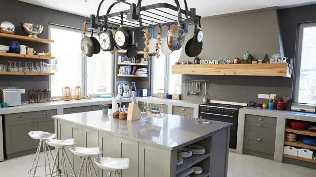Cocina de la casa de concreto prefabricada