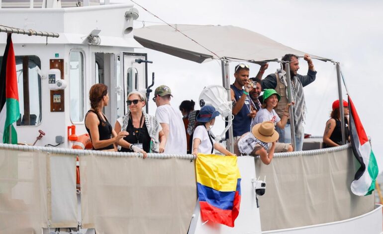 Así es Ana Alcalde, »Barbie de Gaza», la integrante en la flotilla de Greta Thumberg