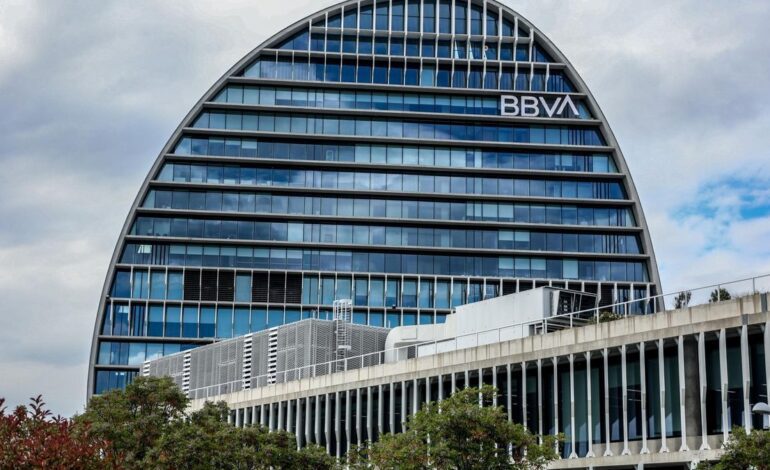 OPA BBVA SABADELL | El BBVA sopesa comprar solo el 30% del Sabadell