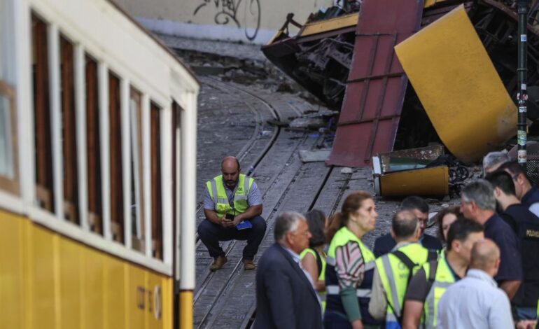 todo lo que se sabe del descarrilamiento del funicular da Glória