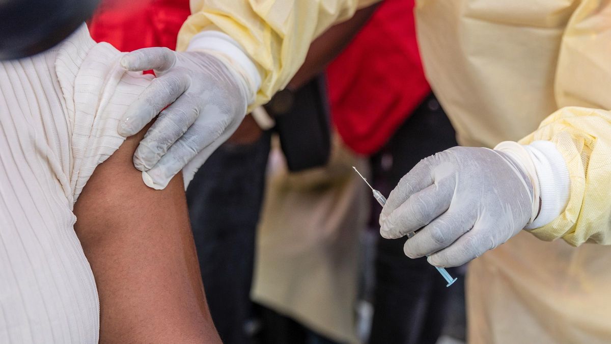 La OMS levanta la emergencia sanitaria por la mpox, previamente conocida como ‘viruela del mono’