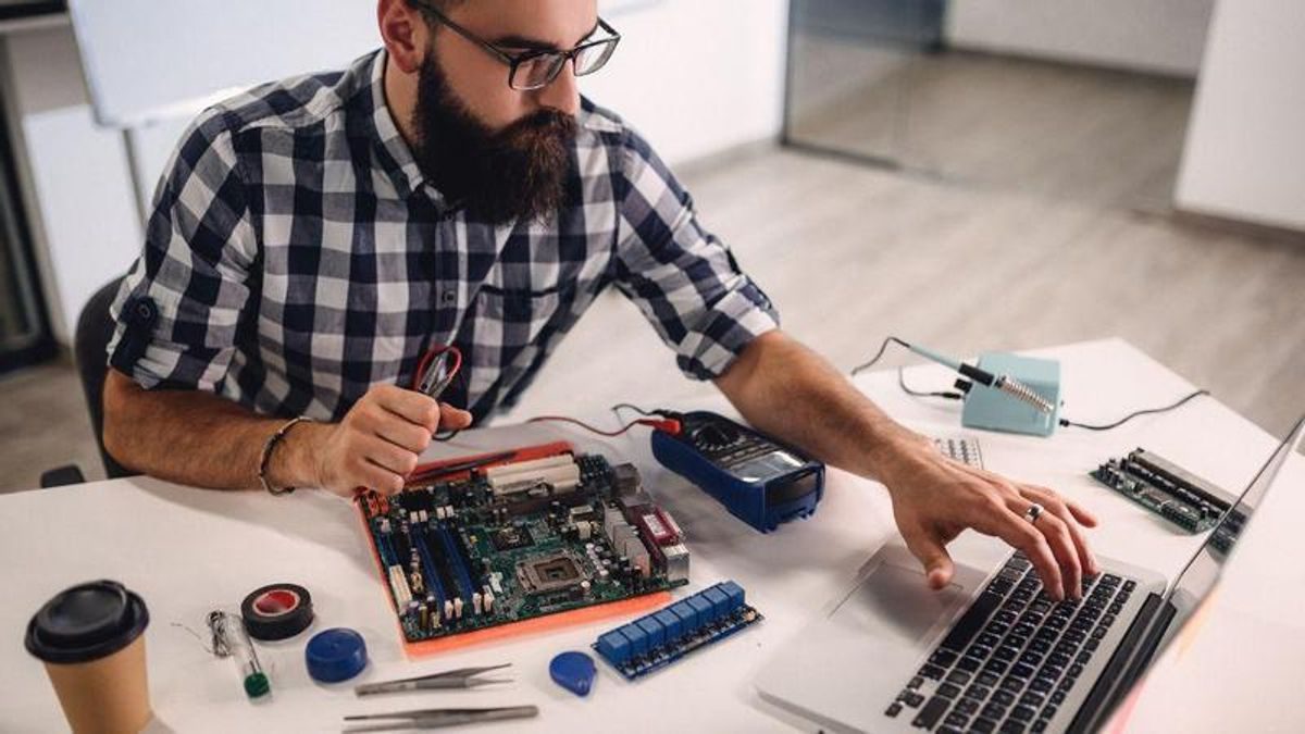 el sorprendente caso del informático que automatizó su puesto y no trabajó durante seis años