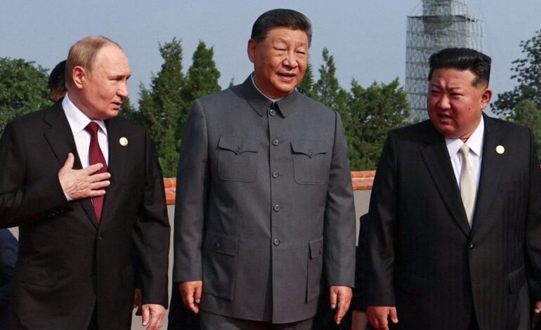 DESFILE MILITAR CHINA | Xi Jinping defiende «la noble causa de la paz» flanqueado por Putin y Kim Jong-un