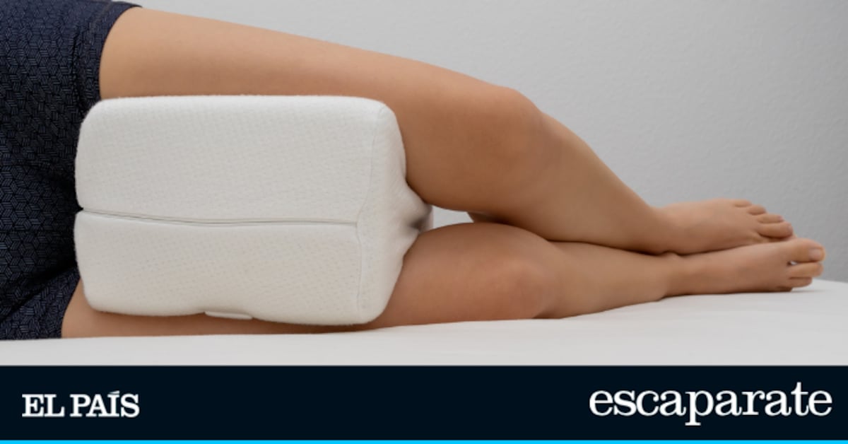 Duerme de lado y sin molestias con esta almohada viscoelástica para las rodillas | Estilo de vida | Escaparate