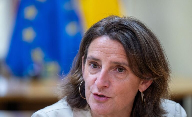 Teresa Ribera defiende hablar de «genocidio» en Gaza y afirma que von der Leyen respeta su postura