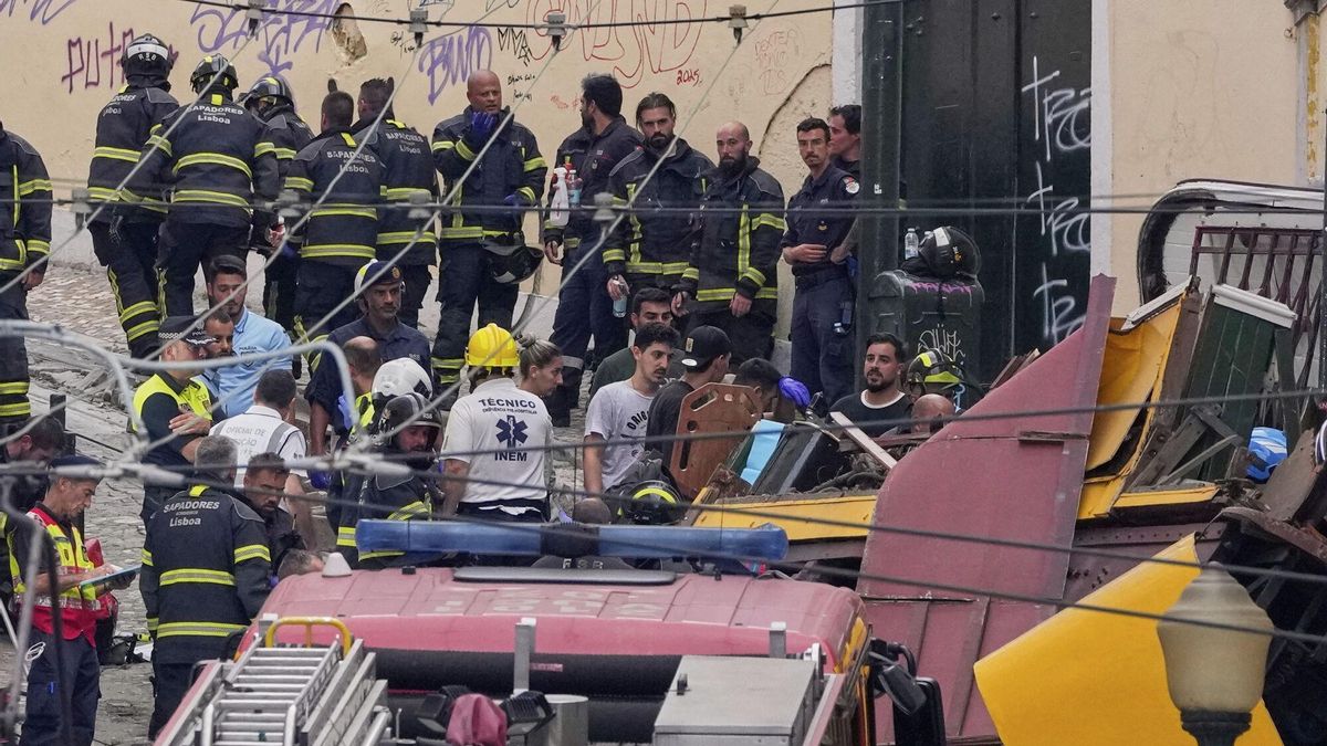 Última hora del accidente del Elevador de Glória de Lisboa que deja varios muertos