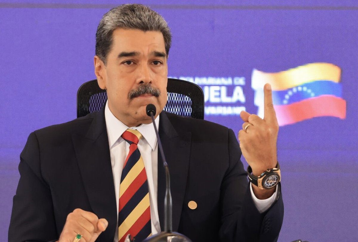 Maduro denuncia que ocho barcos de guerra y un submarino nuclear de EEUU «apuntan contra Venezuela»