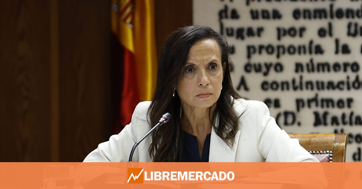 Beatriz Corredor sugiere ahora que «un experimento» en Extremadura causó el apagón
