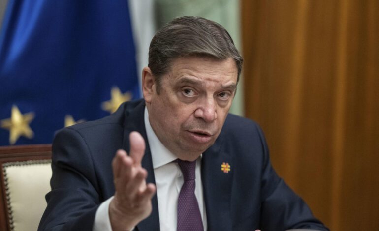 Luis Planas, dispuesto a negociar una solución con China tras los aranceles al porcino