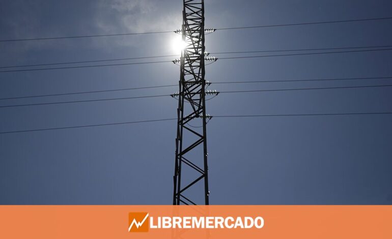 Las eléctricas destapan la saturación de la red y el riesgo de que huyan proyectos estratégicos