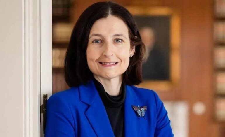 Concepción Barrio, notaria: «Uno de los problemas que existen en el alquiler es que no hay seguridad jurídica»