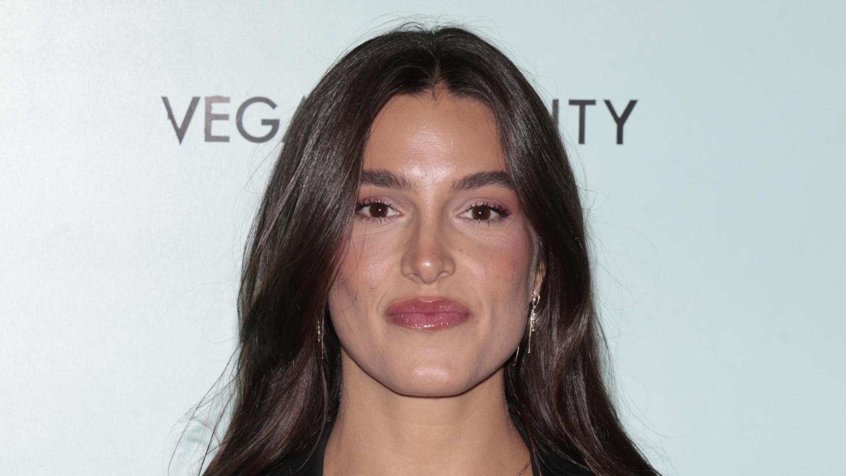 Corre a Springfield para hacerte con el cárdigan y el ‘jean’ que Gemma Pinto ha añadido a su armario