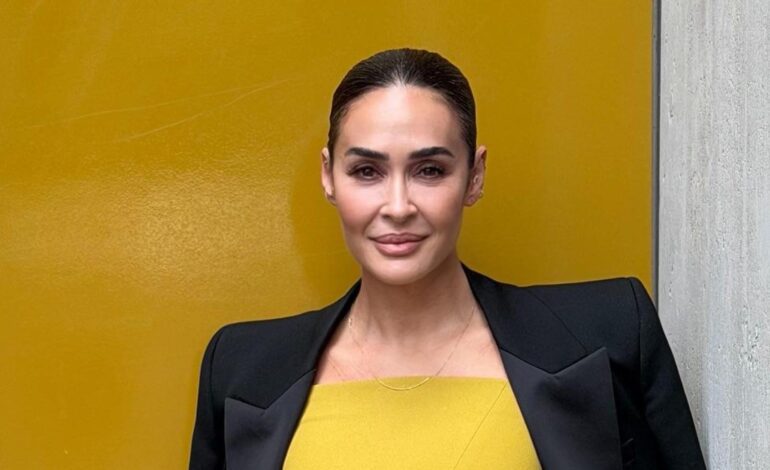 Vicky Martín Berrocal ha dado con el color ideal para un vestido esta temporada