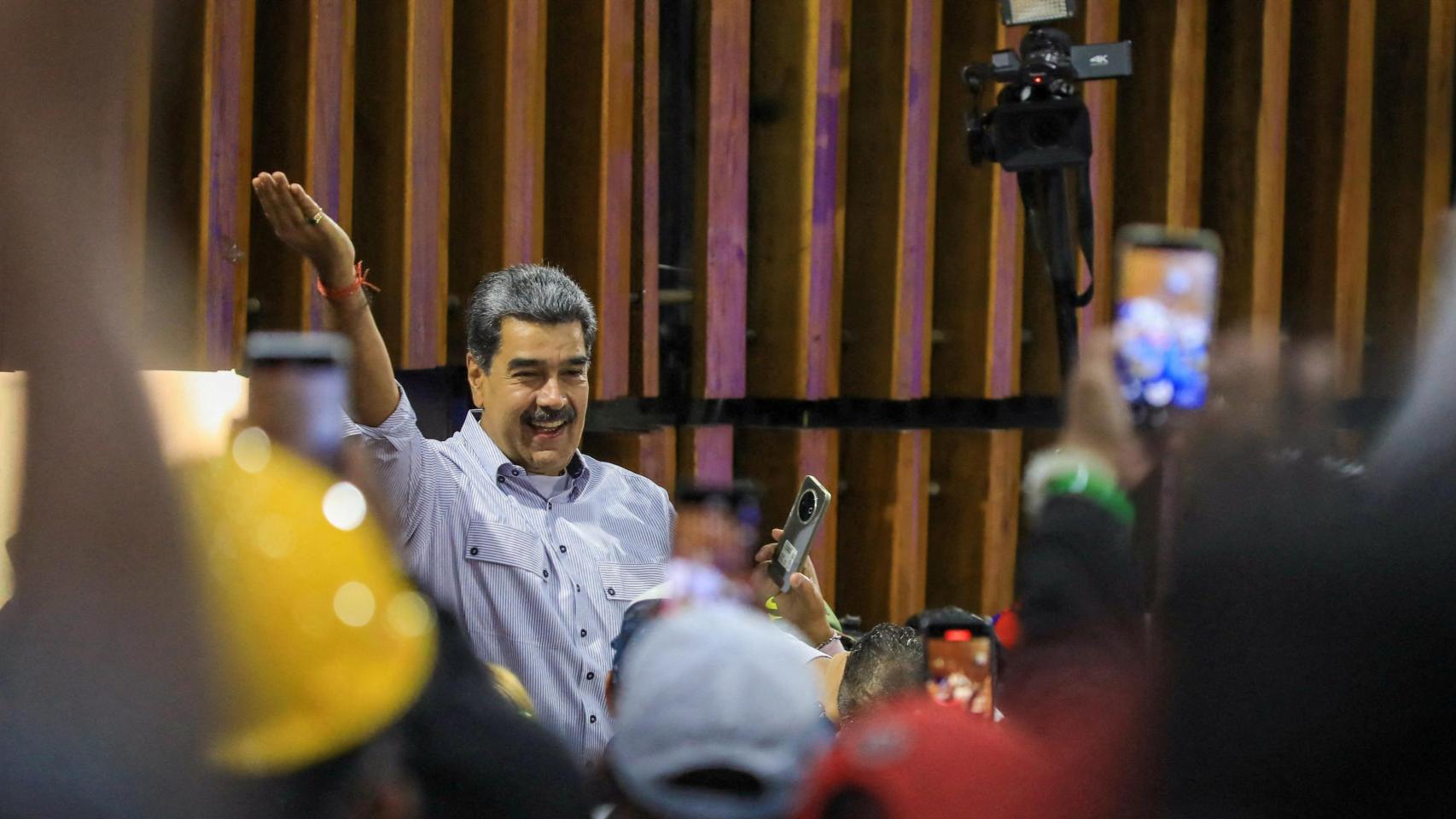 Los ‘halcones’ de Trump ya hablan de salida inmediata de Maduro para «poner orden»: «Tiene los días contados»