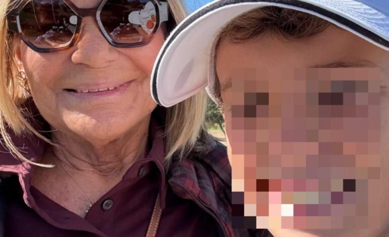 Imágenes del día: Cari Lapique disfruta de una entrañable jornada de golf junto a su nieto Carlos