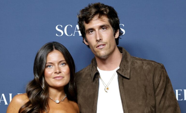 Nacho Aragón y su mujer, Bea Gimeno, se convierten en padres de su primer hijo, Pelayo: «Qué sensación de plenitud»