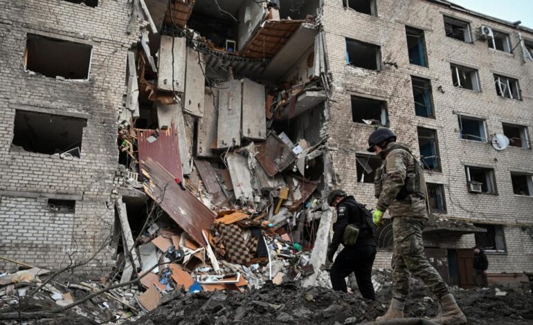 Rusia intensifica sus ataques sobre Ucrania y lanza un bombardeo masivo con 700 drones y misiles: hay dos muertos