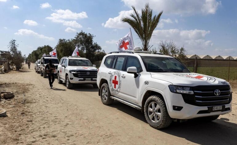 Israel recibe los cuerpos de dos rehenes tras acusar a Hamás de incumplir el acuerdo de paz y bombardear la Franja de Gaza