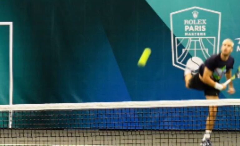 ¡Qué puntería! Alcaraz revela la increíble manera en la que entrena su saque