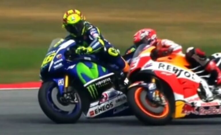 Durísima crítica de Bagnaia al documental sobre la patada de Valentino Rossi a Marc Márquez