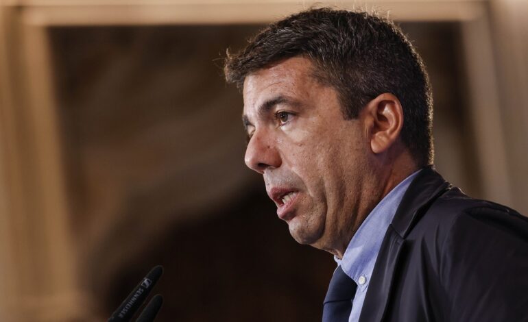 Mazón llega al aniversario de la DANA con 229 muertos, mentiras, cobardía y miles de valencianos que no perdonan a la espalda