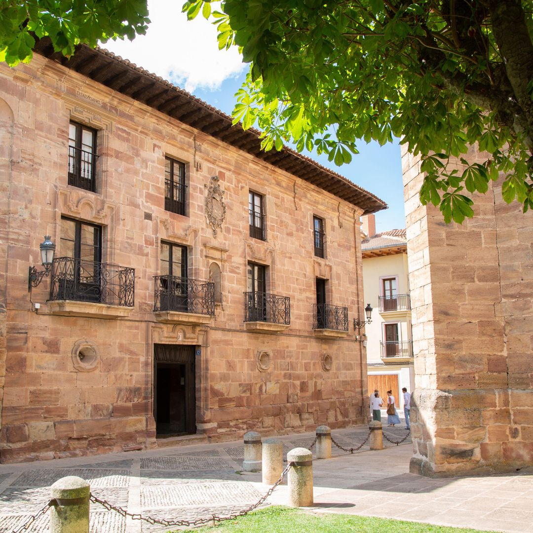 Calle de los Ángeles en Ezcaray, La Rioja