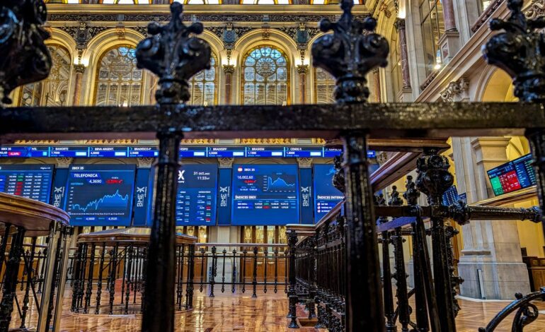 El Ibex 35 cierra plano