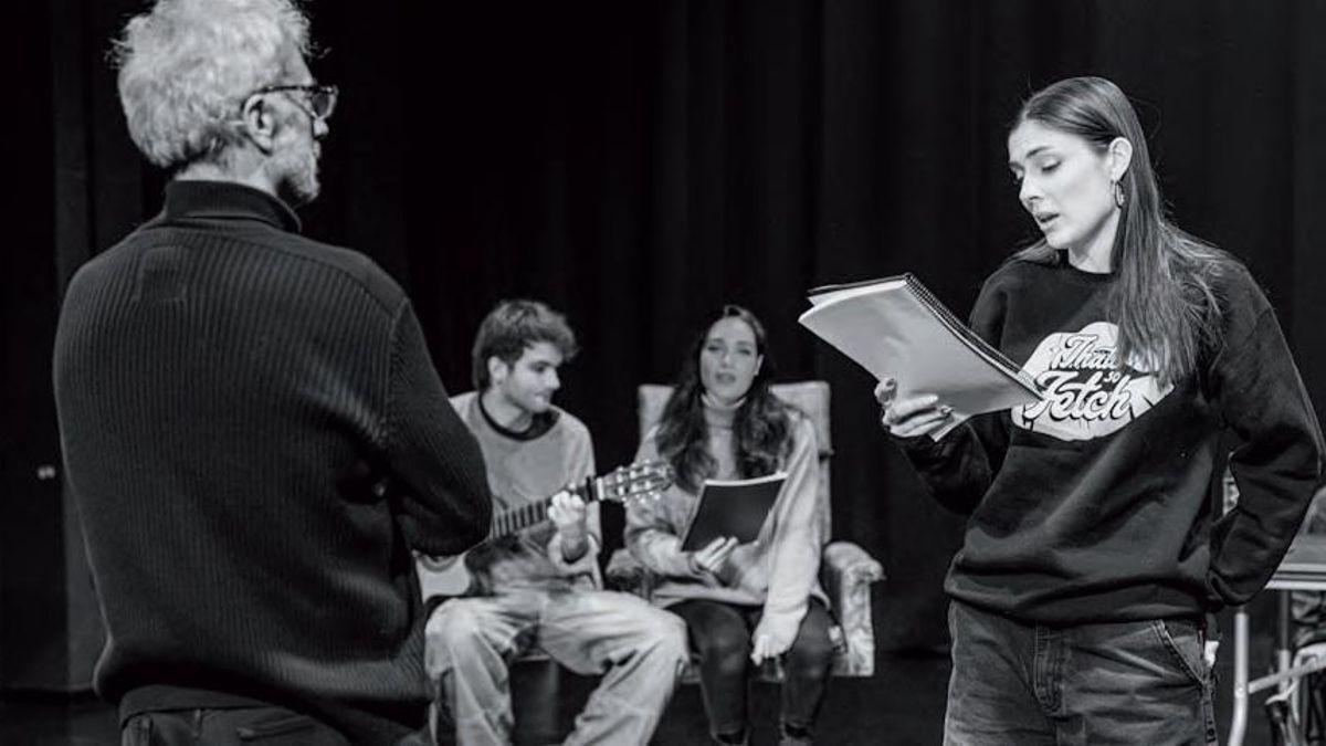 Adolfo Fernández vuelve al Palacio Valdés con un nuevo estreno nacional