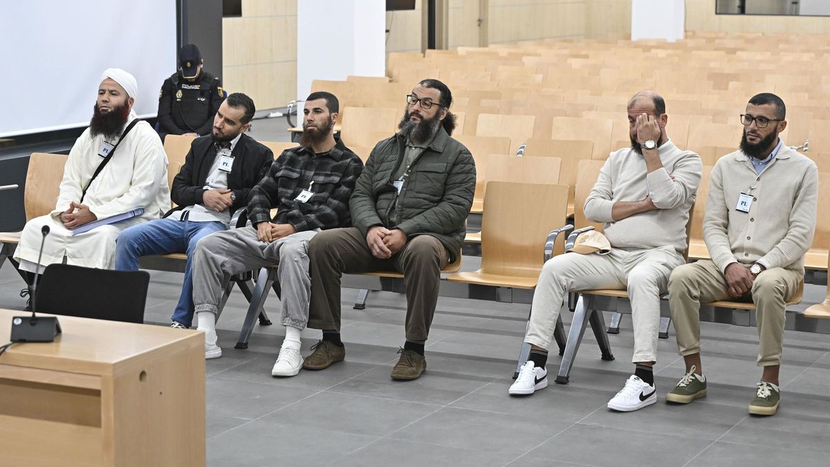 “Los vídeos no son míos, no los he hecho yo”