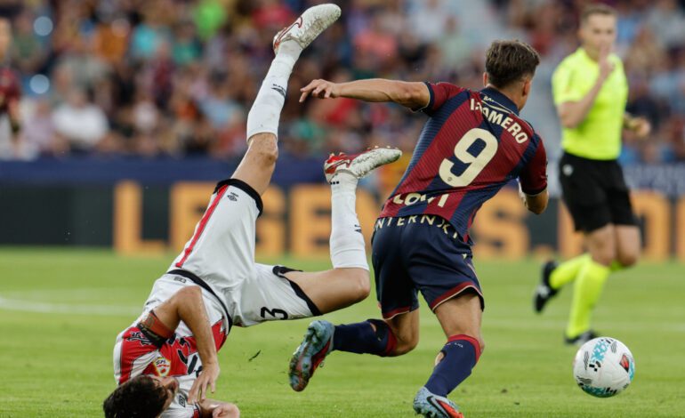 Iván Romero lesionado del sóleo tras recibir un «golpe fortuito»