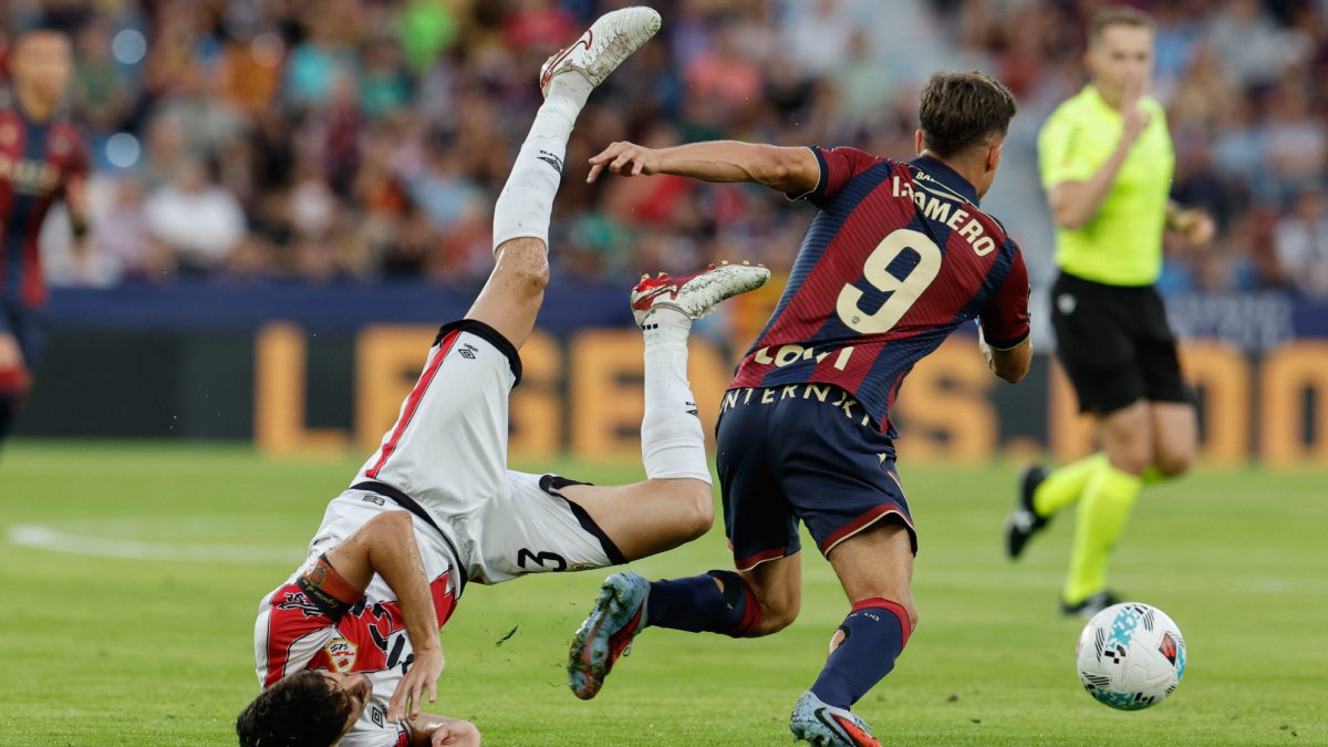 Iván Romero lesionado del sóleo tras recibir un «golpe fortuito»