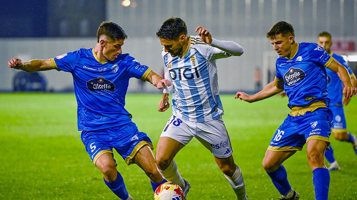 OURENSE REAL OVIEDO | La revelación de un jugador del Ourense sobre los futbolistas del Oviedo: “Se hablaban mal entre ellos, no respiraban un gran ambiente”