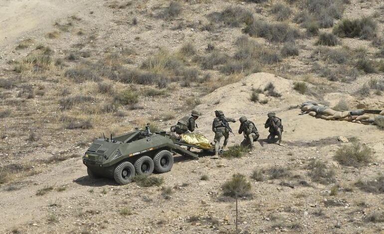 Un muerto y un herido tras la deflagración de una granada en la base militar de Viator, en Almería